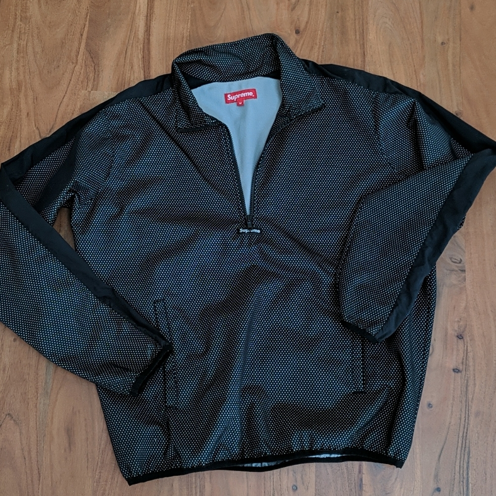 Supreme pull over jacket
